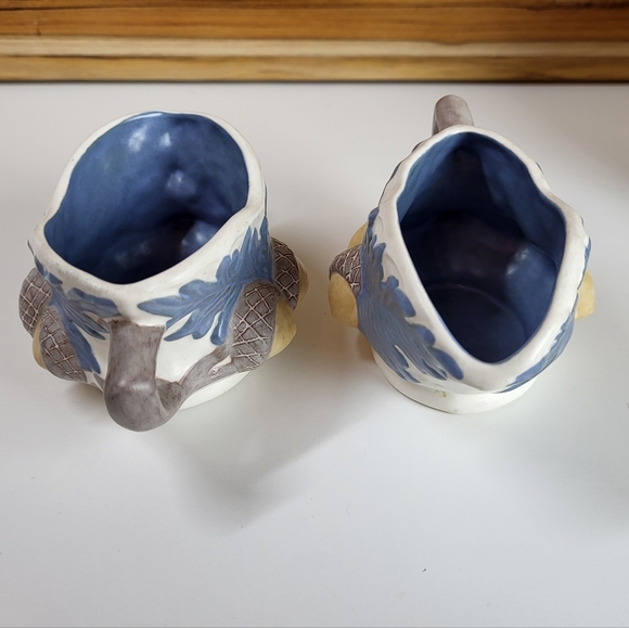 Sugar and Creamer Set, Ceramic Acorn and Blue Leaf Design, marked ELM - Picture 5 of 11